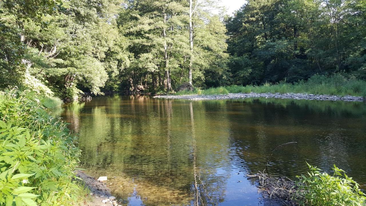Les Berges Du Doux Campsite